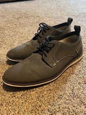 Steve Madden Men's Casual Lace-Up Dress Shoe - Light Grey